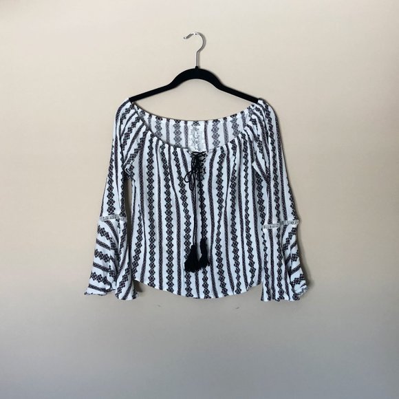 Nordstrom Tops - Sadie & Sage Lace Up Patterned Boho Top